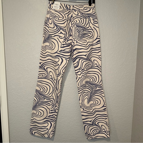 New Zara Printed Straight Leg High Rise Swirl Jeans 6688/043 Size 2 4 6 10 12 - Picture 4 of 5